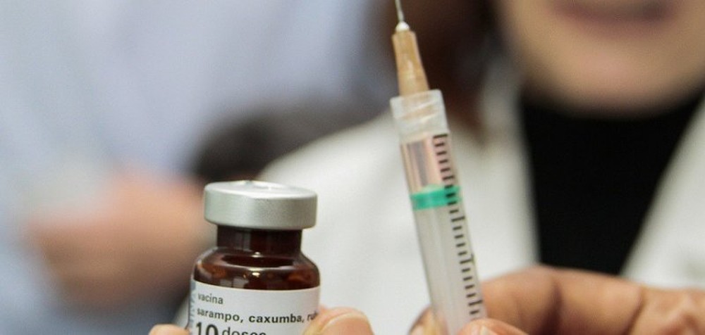 Maceió vacina crianças contra o sarampo até 25 de outubro