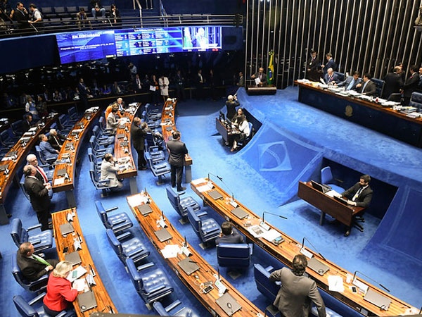 Senado aprova texto-base da reforma da Previdência em 1º turno