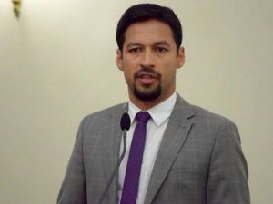 Senador Rodrigo Cunha vota a favor da reforma da Previdência em segundo turno