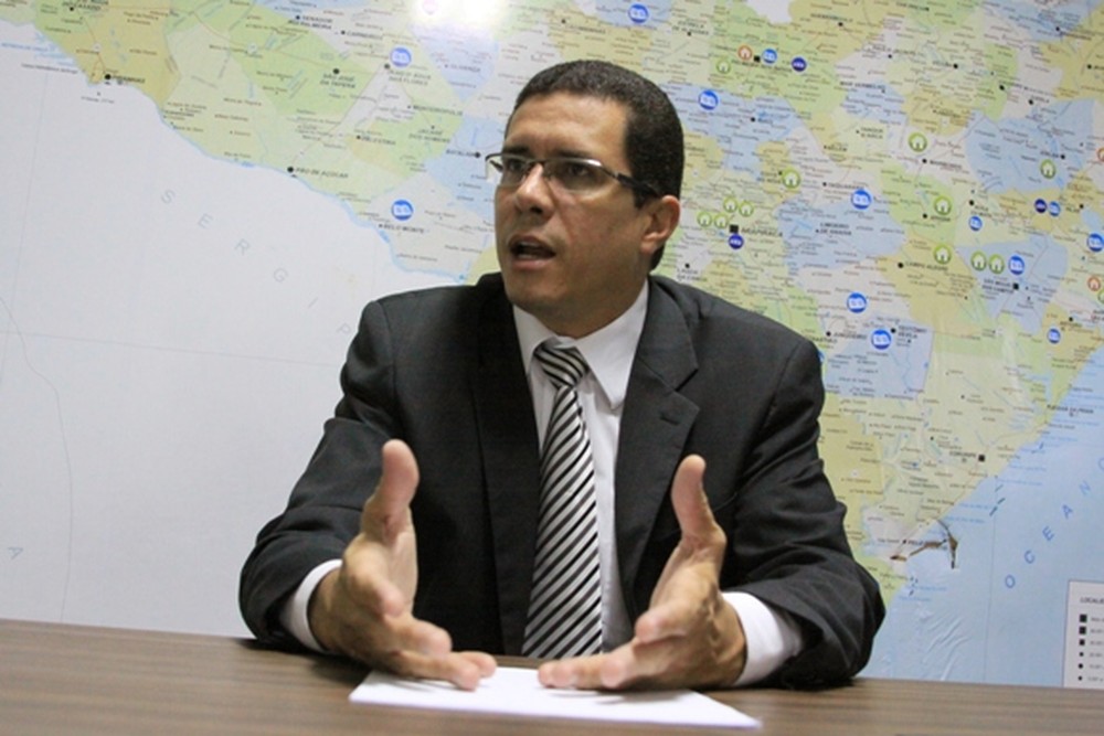 Procurado pela justiça ex-secretário da Paz de Alagoas se apresenta à polícia