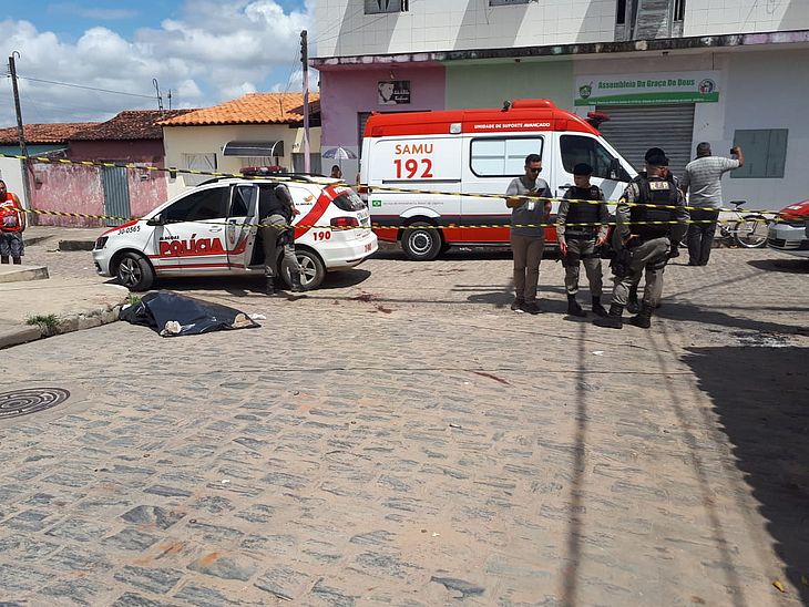Suspeito de assalto é perseguido pela população e morto a facadas em Arapiraca