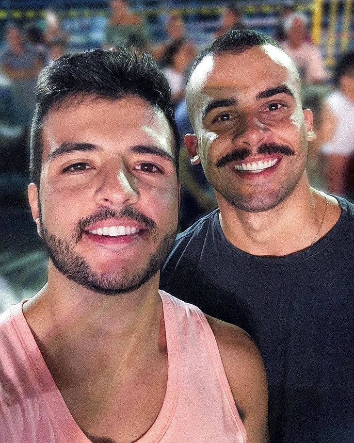 “Não tenho nada a esconder”, diz primeiro apresentador gay assumido do “JN”