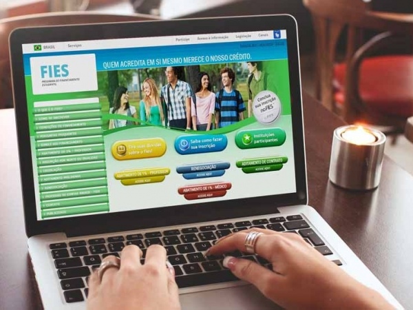 Fies pode ser renovado até 30 de novembro