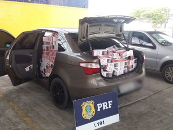 Polícia Rodoviária Federal apreende 800 mil cigarros contrabandeados em Alagoas