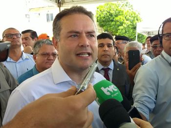 Pagamento antecipado do 13º salário para servidores é anunciado pelo governador