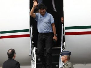 Evo Morales chega ao México após dificuldades no trajeto