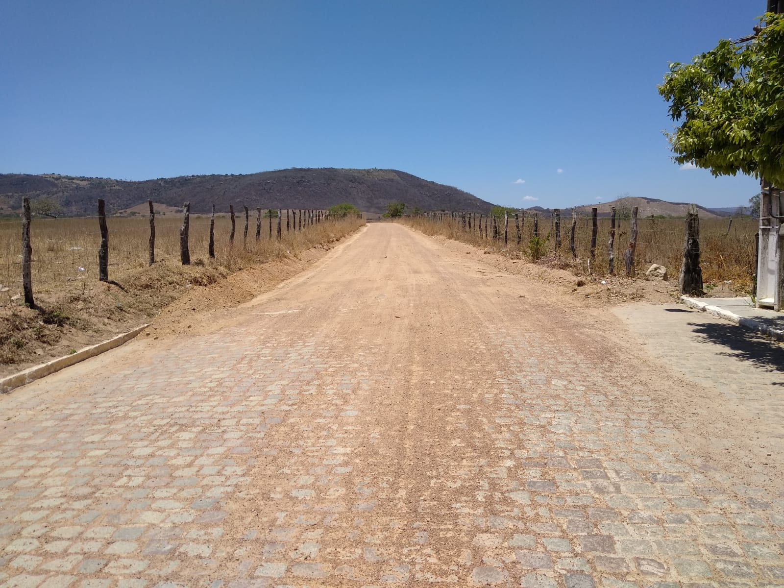 Ações de infraestrutura melhoram qualidade de vida em Minador do Negrão