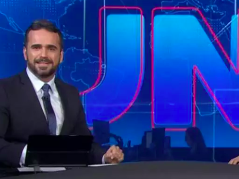 Apresentador alagoano cita Djavan no fim do Jornal Nacional e viraliza