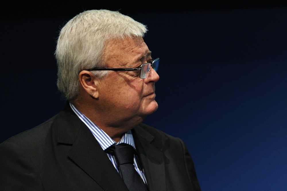 Fifa anuncia banimento perpétuo de Ricardo Teixeira de atividades ligadas ao futebol