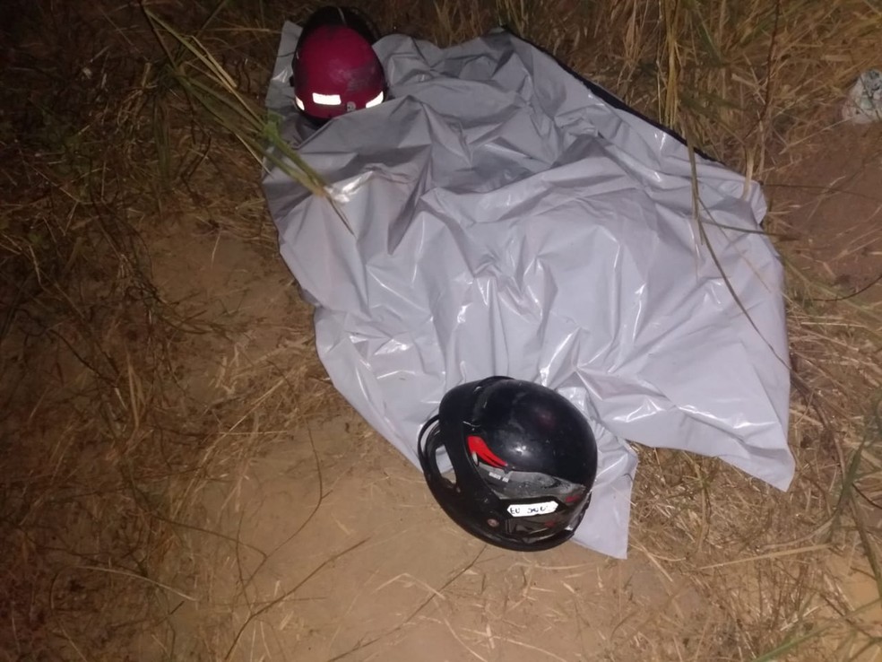 Mulher morre e outra fica ferida em acidente com ‘cinquentinha’ na AL-110