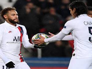 Neymar: ‘Dentro de campo consigo me defender das críticas’