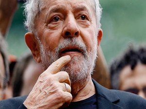 Lula recorre ao STF para anular condenação no caso do sítio