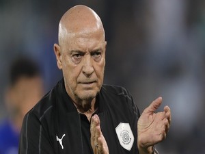 Santos anuncia Jesualdo Ferreira como novo técnico