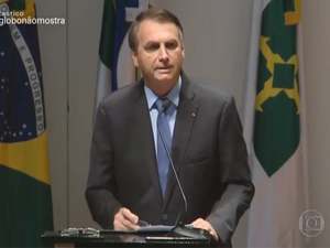 Bolsonaro questiona cinema nacional e reclama sobre filmes