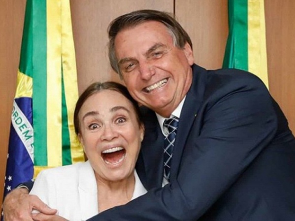Regina Duarte almoça com Bolsonaro no Palácio do Planalto