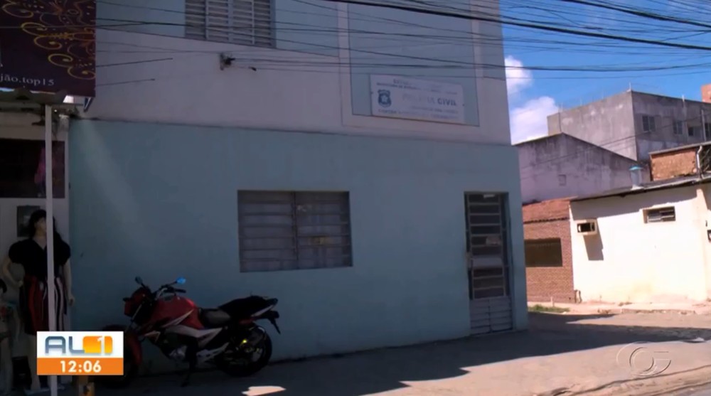 Menino de 6 anos que foi espancado pelo avô é ouvido em delegacia em Maceió