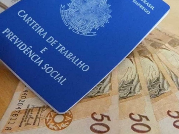 Reajuste do salário mínimo para R$ 1.039 fica abaixo da inflação