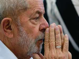 Lula reúne 6 pré-candidatos do PT para evitar guerra interna