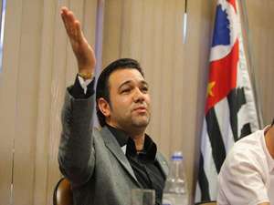 Direção do Podemos mantém expulsão de Marco Feliciano