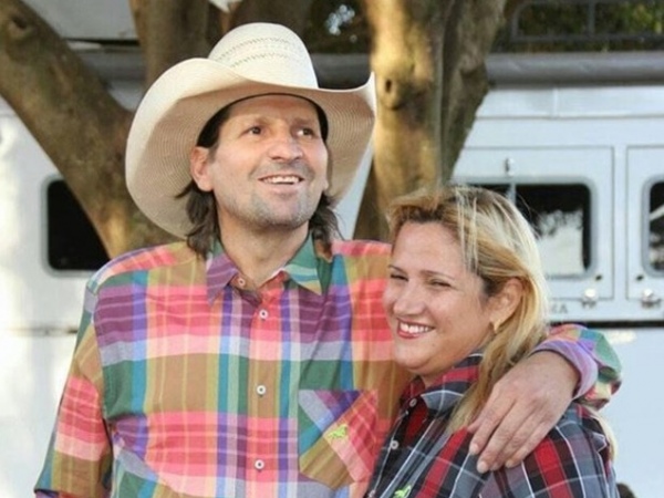 Asa Branca, locutor conhecido como ‘lenda dos rodeios’, morre aos 57 anos em SP