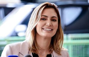 Bastidores: Uso da imagem da primeira-dama incomodava Bolsonaro