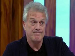 “Ficção alucinada”, diz Bial sobre ‘Democracia em Vertigem’