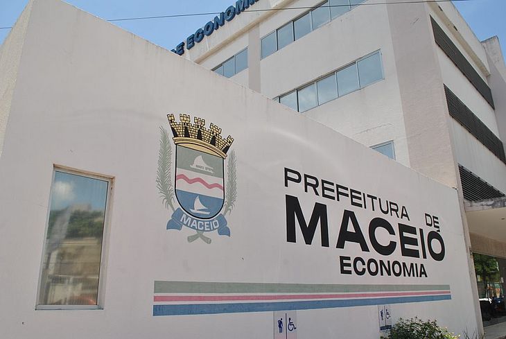 Prefeitura de Maceió libera 2º lote de pagamento de servidores na segunda-feira