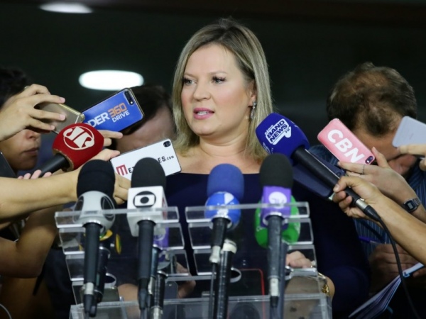 Joice Hasselmann assume liderança do PSL na Câmara