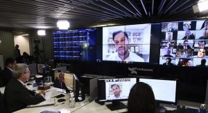 Senado aprova pagamento de R$ 600 mensais a trabalhadores informais