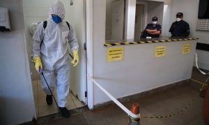 Brasil tem 299 mortes e 7.910 casos confirmados de coronavírus, diz ministério