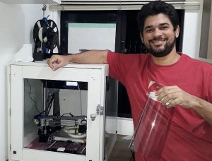 Professor alagoano cria pulseira ‘anti-coronavírus’ para ajudar no combate à doença