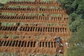 São Paulo compra 5 000 sacos para enterrar vítimas de coronavírus