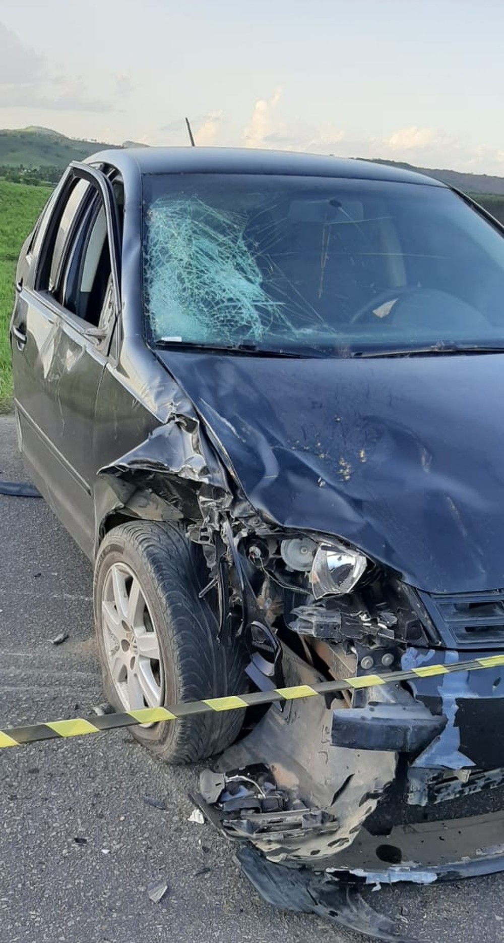 Duas pessoas morrem em acidente entre carro e moto em Capela, AL