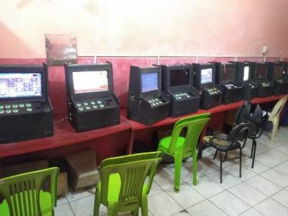 Polícia fecha casas de jogos que funcionavam ilegalmente em Arapiraca