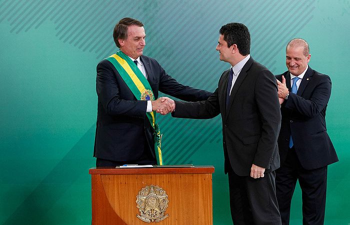 PF exibe hoje vídeo de reunião em que Bolsonaro teria ameaçado Moro