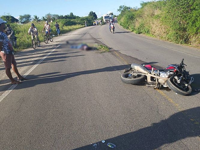 Motociclista morre após ultrapassagem em curva na AL-115, em Igaci