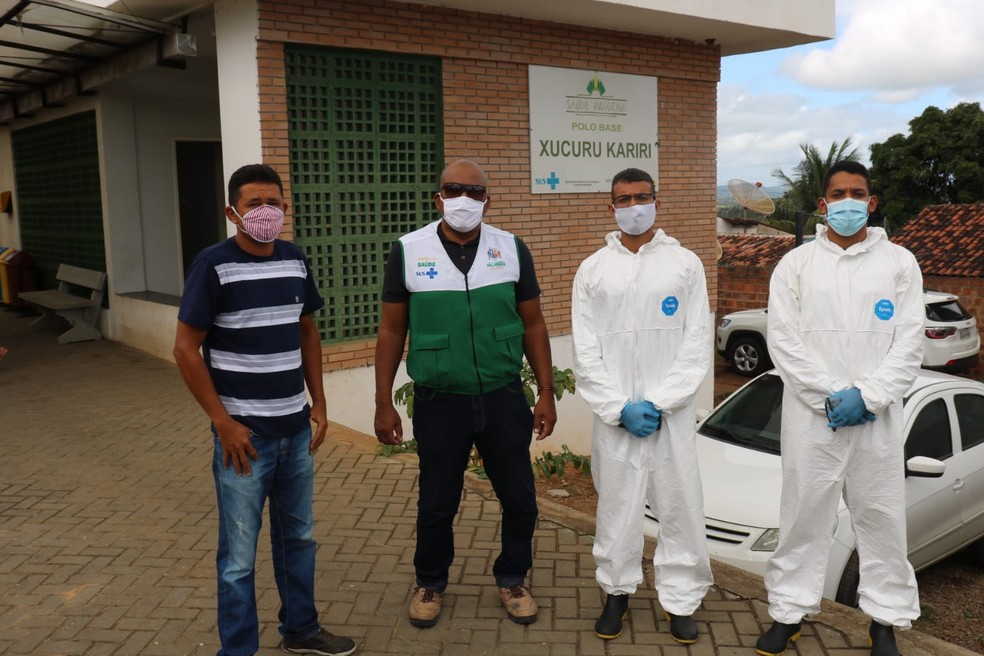 Comunidades indígenas em Palmeira dos Índios, AL, são desinfectadas contra o novo coronavírus