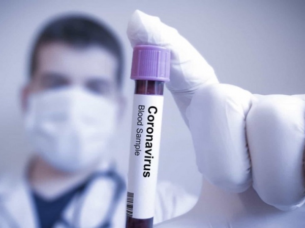 Covid-19: médico é diagnosticado pela 2ª vez dois meses após se recuperar