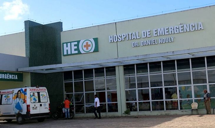 Idosa esfaqueada pelo filho em Penedo morre em hospital de Arapiraca