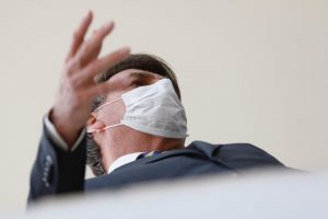 Bolsonaro testa positivo mais uma vez para o novo coronavírus