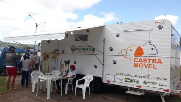 Castramóvel inicia serviços de castração em Palmeira dos Índios