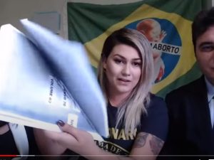 Ex-ministra de Dilma vai ao STF contra Winter e Damares por exporem criança