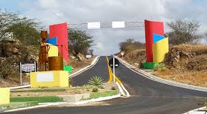 OLHO VIVO: Guerra pelo poder deixa clima tenso em Minador do Negrão