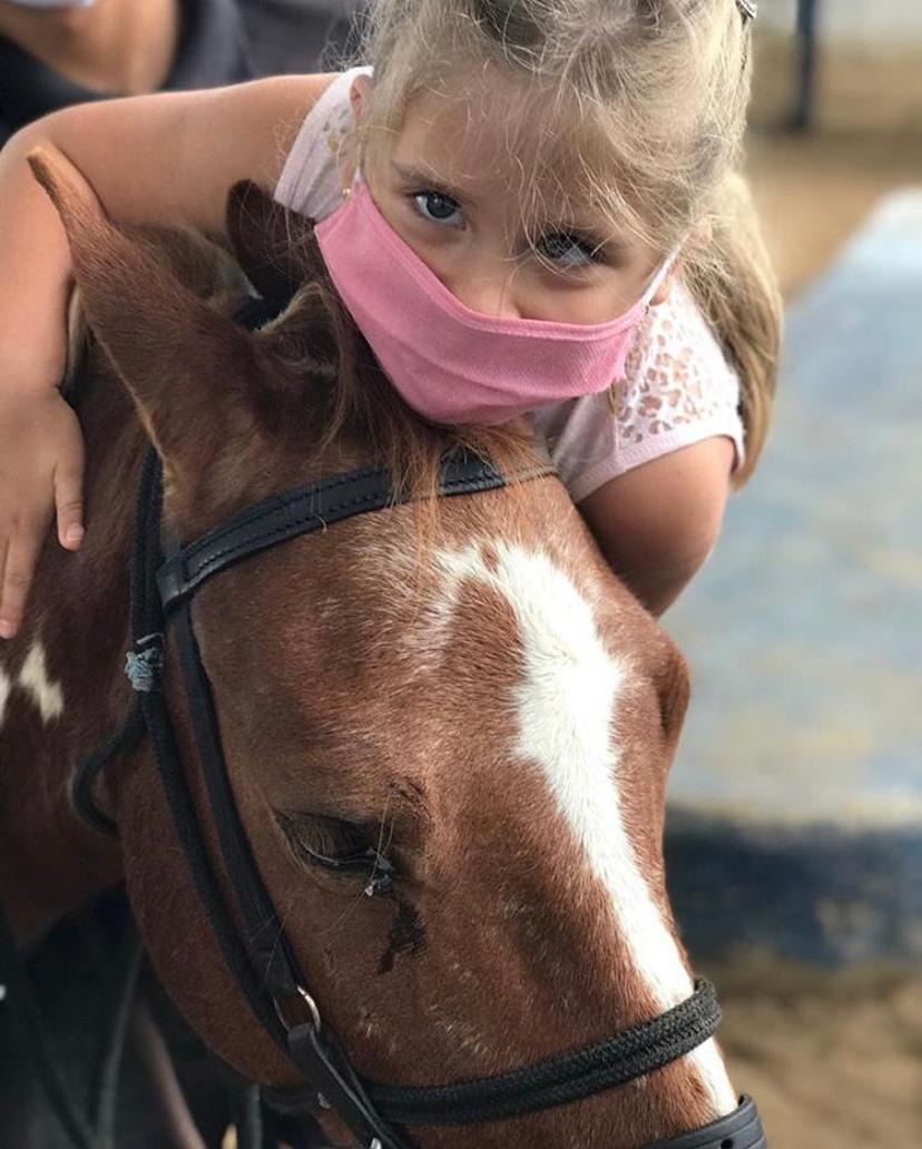 Fisioterapia no cavalo? Entenda os benefícios da equoterapia na reabilitação