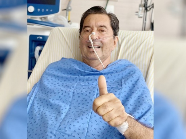 Morre prefeito licenciado de Goiânia por consequência da Covid-19