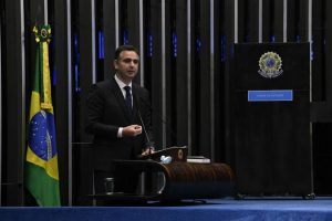 Rodrigo Pacheco é eleito presidente do Senado