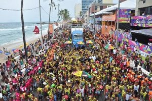 Prefeito de Salvador projeta Carnaval em outubro se houver vacinação