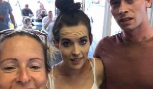 Mãe que fugiu com genro logo após filha dar à luz se justifica: ‘Acontece’