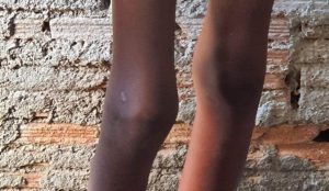 PM resgata menino de 11 anos que era mantido nu dentro de barril em Campinas-SP