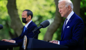 Biden chama violência com armas de fogo nos EUA de ‘vergonha nacional’